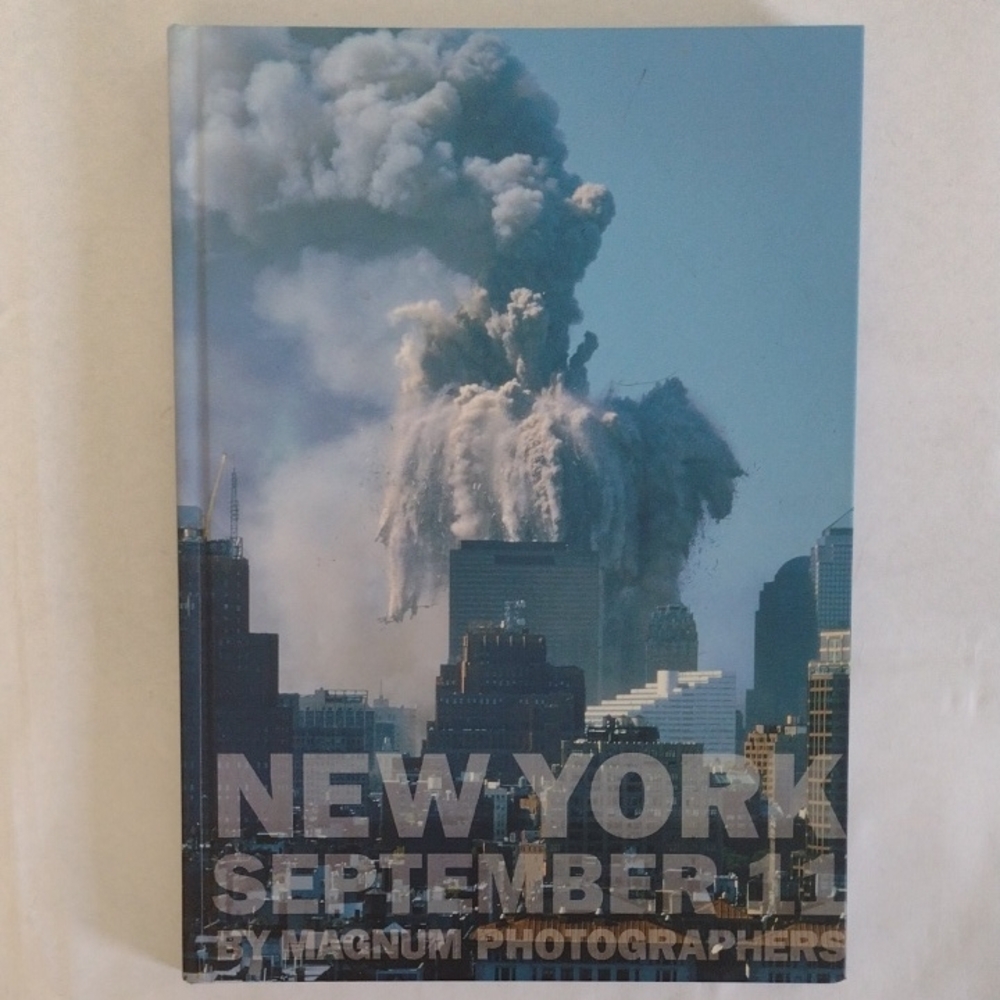New York September 11 Book By Magnum Photographers (J193)